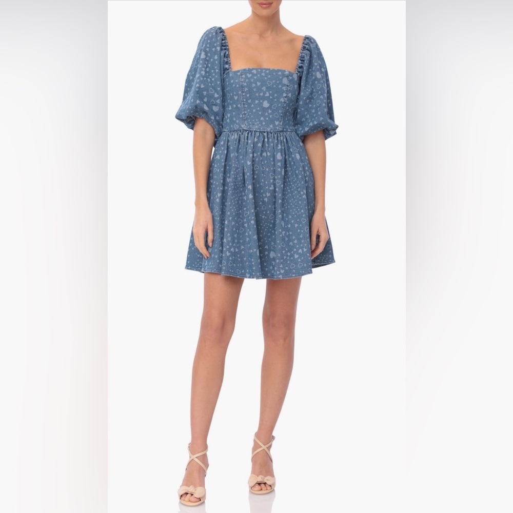Avec Les Filles Heart puff sleeve bow mini Dress‎ Women's NWT and bagged.